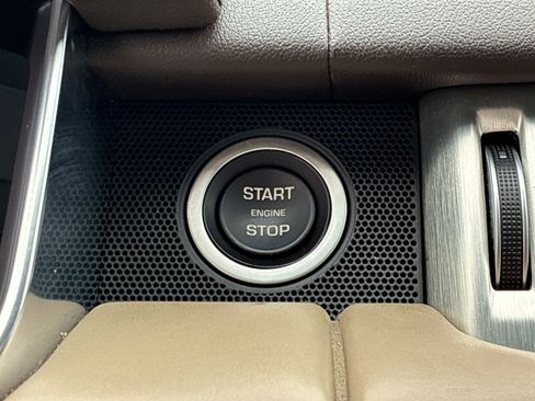 Used 2015 Land Rover Range Rover HSE AWD/4WD image 32