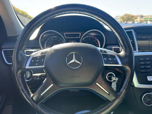 Used 2015 Mercedes-Benz ML 250 BlueTEC 4MATIC image 25
