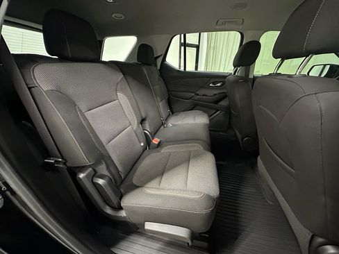 Used 2019 Chevrolet Traverse LS image 20