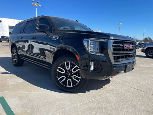 Used 2023 GMC Yukon XL AT4 w/ Technology Package image 1