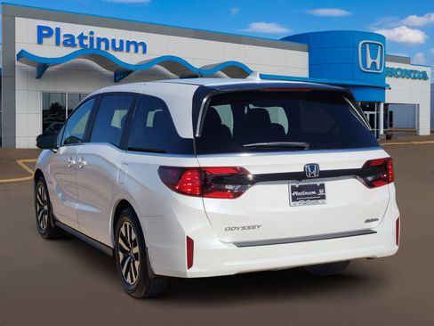 New 2026 Honda Odyssey EX-L image 5