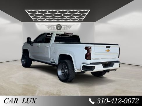 Used 2022 Chevrolet Silverado 2500 Custom w/ Custom Convenience Package AWD/4WD image 3