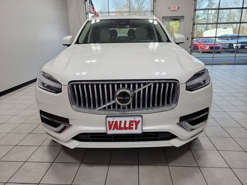 Used 2024 Volvo XC90 B6 Plus image 13