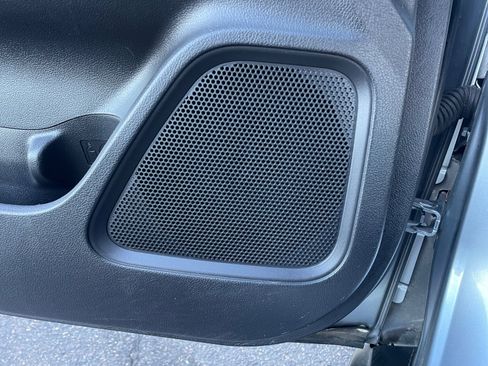 Used 2019 Mitsubishi Outlander ES image 27