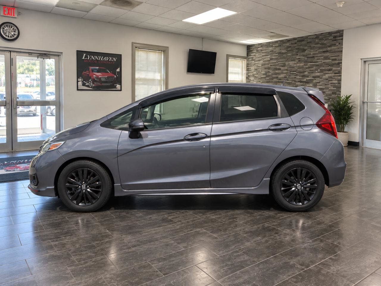 Used 2018 Honda Fit Sport image 7