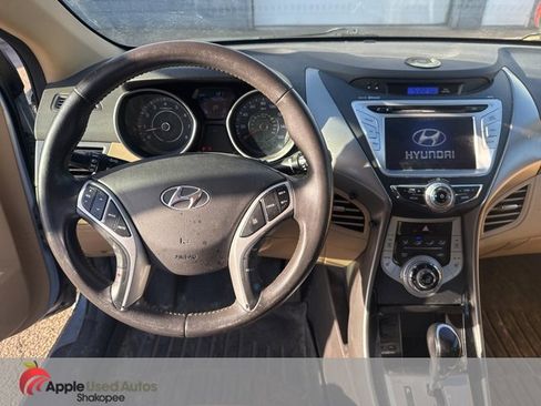 Used 2012 Hyundai Elantra Limited w/ Technology Pkg 5 image 10