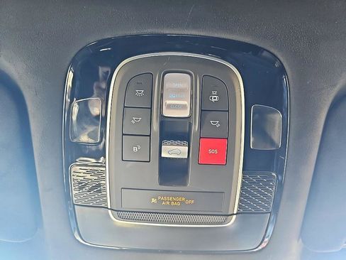 Used 2025 Hyundai Palisade Calligraphy image 30