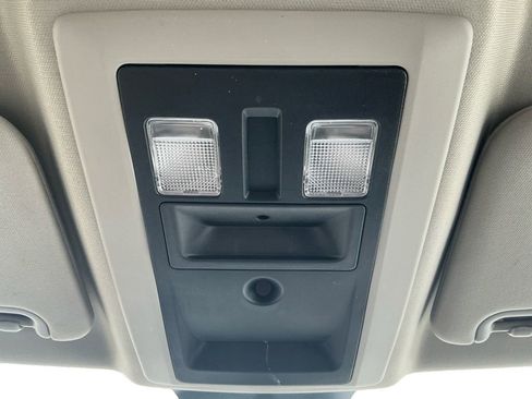 Used 2024 RAM 1500 Classic SLT image 24