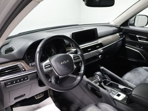 Used 2022 Kia Telluride SX w/ SX Prestige Package AWD/4WD image 17