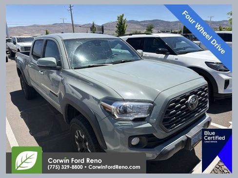 Used 2022 Toyota Tacoma TRD Off-Road w/ Black Out Package (TMS) AWD/4WD image 1