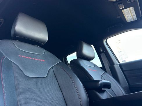 Used 2023 Jeep Compass Trailhawk w/ Trailhawk Elite Group image 18