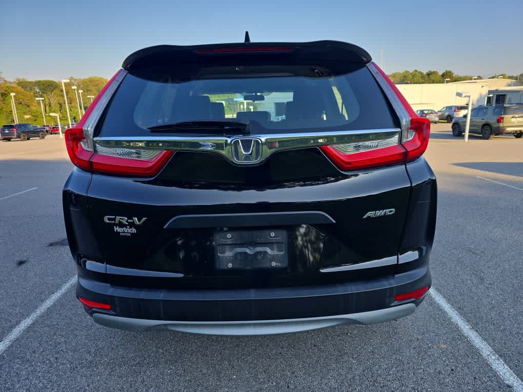 Used 2017 Honda CR-V LX image 6