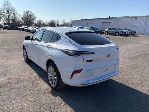 New 2026 Buick Envista Avenir image 4