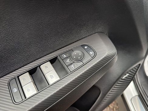 New 2026 Mitsubishi Outlander SEL image 16