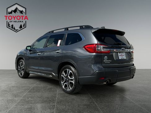 Used 2023 Subaru Ascent Touring AWD/4WD image 3