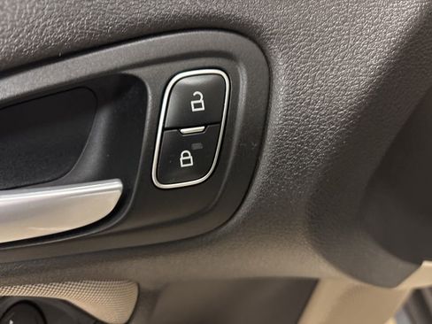 Used 2017 Ford Focus SE image 22