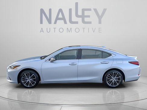 Used 2025 Lexus ES 350 w/ Premium Package FWD image 2