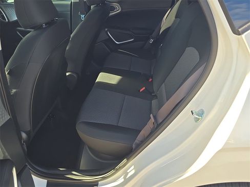 New 2025 Kia Soul LX image 17