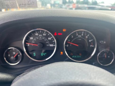 Used 2013 Jeep Wrangler Sport AWD/4WD image 10