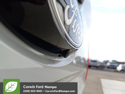 New 2026 Ford Maverick Lariat image 30