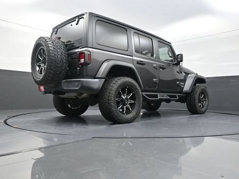 Used 2018 Jeep Wrangler Unlimited Sport AWD/4WD image 36