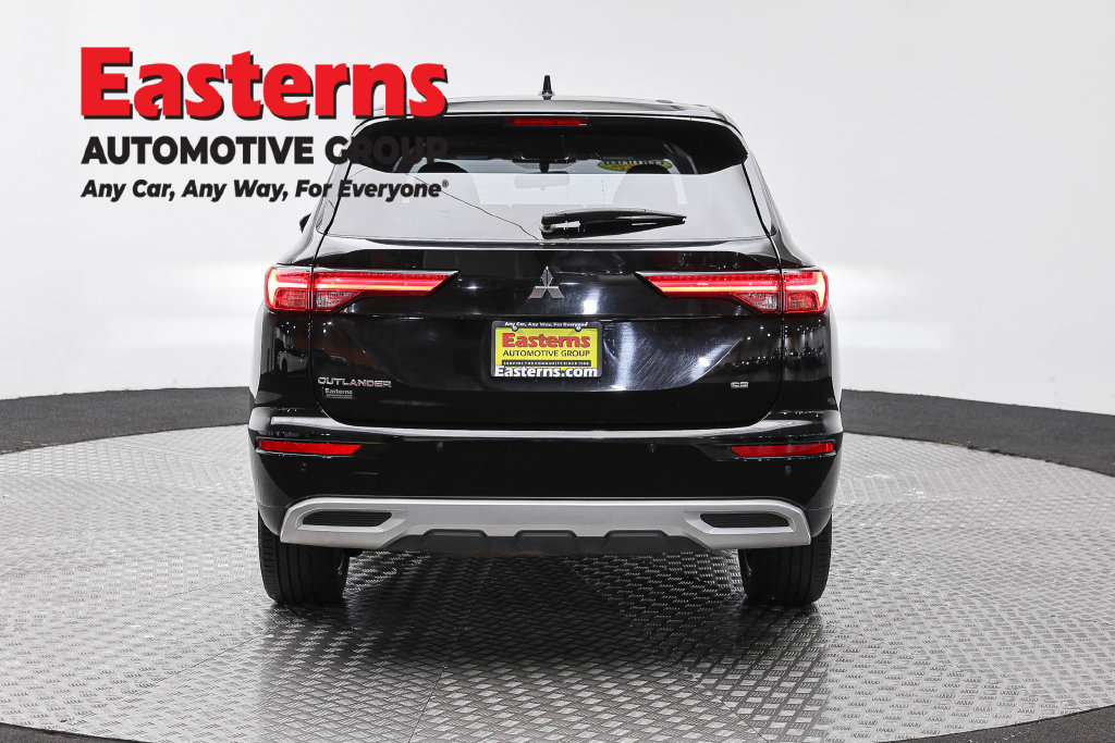 Used 2024 Mitsubishi Outlander SE FWD image 7
