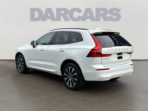 Used 2023 Volvo XC60 B5 Core w/ Climate Package AWD/4WD image 3