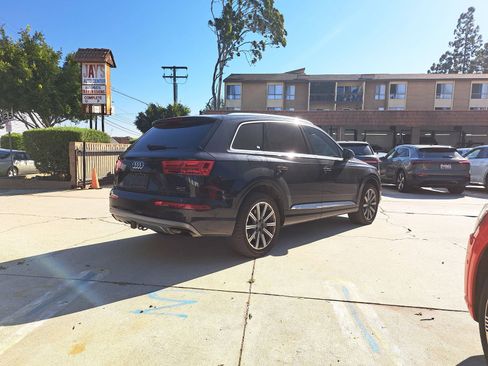 Used 2017 Audi Q7 3.0T Premium Plus image 3