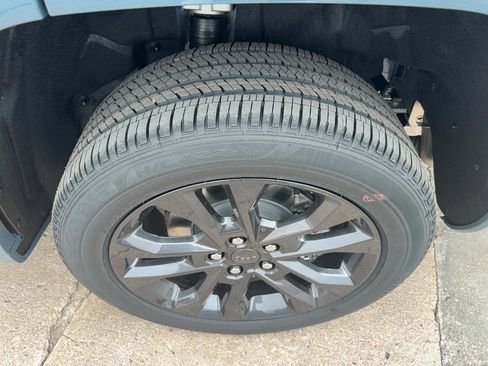 New 2026 Jeep Grand Cherokee L Limited AWD/4WD image 12