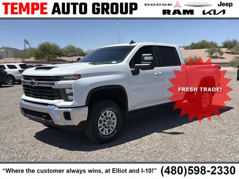 Used 2024 Chevrolet Silverado 2500 LT AWD/4WD image 1