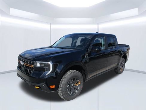 Used 2025 Ford Maverick Tremor AWD/4WD image 3