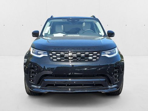 New 2025 Land Rover Discovery Dynamic SE AWD/4WD image 2