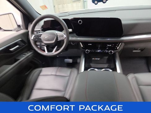 Certified 2025 Chevrolet Tahoe RST w/ RST Capability Package AWD/4WD image 14