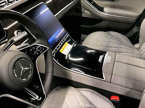 New 2026 Mercedes-Benz S 580 4MATIC Sedan image 8