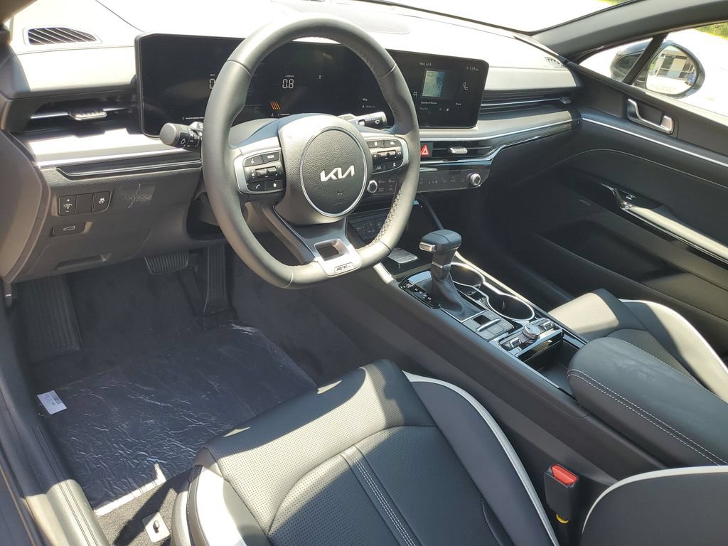 New 2026 Kia K5 GT-Line w/ GT-Line Premium Package FWD image 6