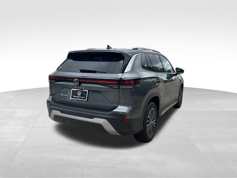 New 2026 Volkswagen Tiguan S FWD image 5