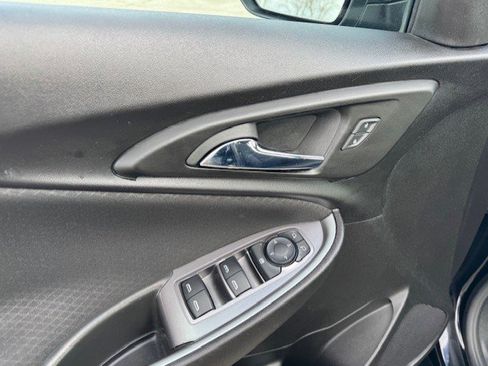Used 2023 Chevrolet Malibu LT image 12