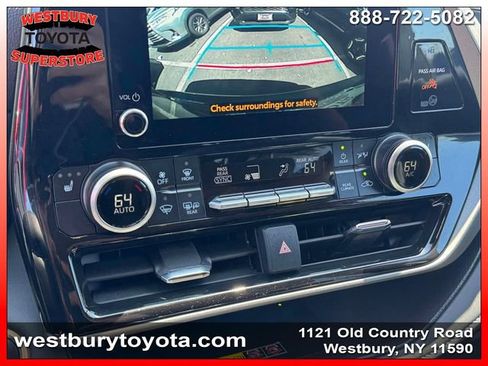 Certified 2025 Toyota Highlander XLE AWD/4WD image 30