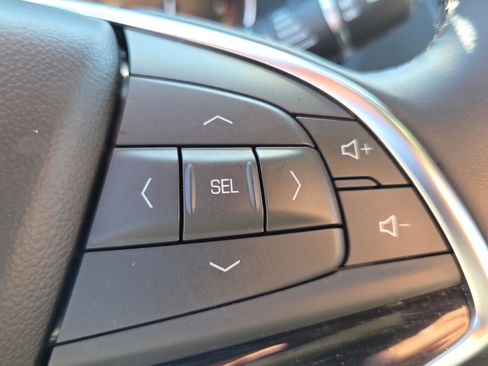 Used 2025 Cadillac XT5 Premium Luxury image 14