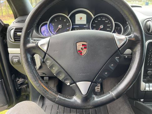 Used 2008 Porsche Cayenne Turbo image 40