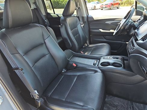 Used 2023 Honda Ridgeline RTL image 10