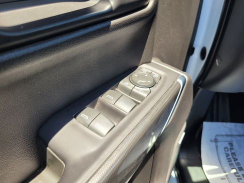 Used 2021 GMC Sierra 1500 AT4 w/ AT4 Premium Package AWD/4WD image 27