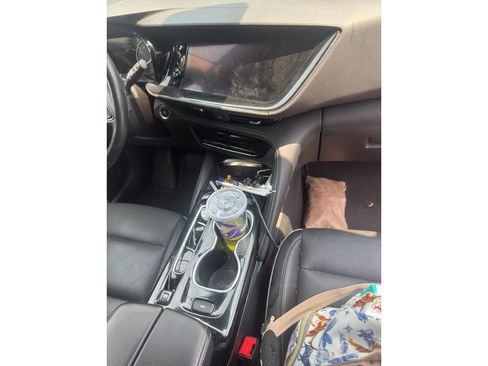 Used 2023 Buick Envision Essence FWD image 15