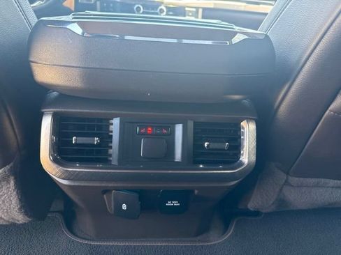 Used 2021 Ford F150 King Ranch w/ Equipment Group 601A High AWD/4WD image 18