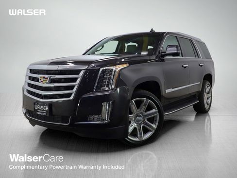 Used 2016 Cadillac Escalade Luxury image 1