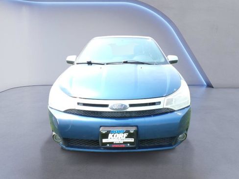 Used 2008 Ford Focus SE FWD image 2