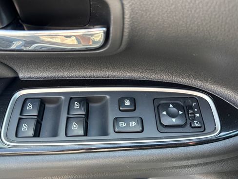 Used 2022 Mitsubishi Outlander SEL AWD/4WD image 16