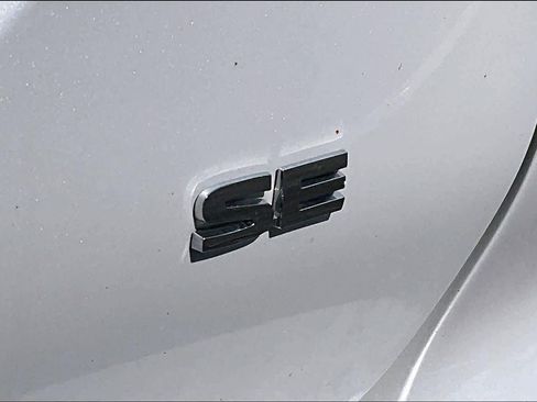 Used 2022 Mitsubishi Outlander SE FWD image 10