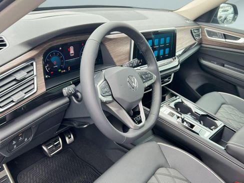 New 2026 Volkswagen Atlas SEL Premium R-Line AWD/4WD image 4