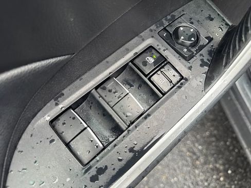 Used 2021 Toyota RAV4 XLE Premium AWD/4WD image 11